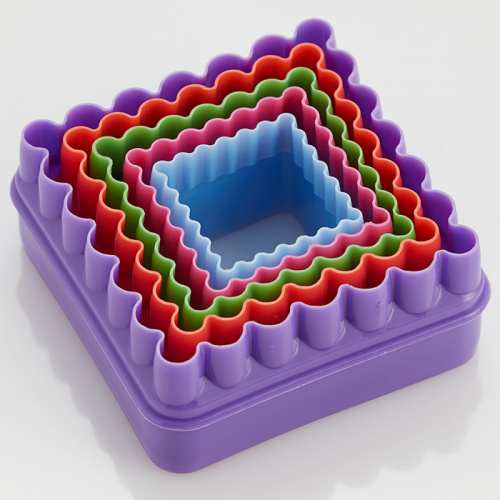 Набор форм для печенья WEBBER BE-4411/5 2хстор 5 размеров квадраты(пласт) (144) фото 2